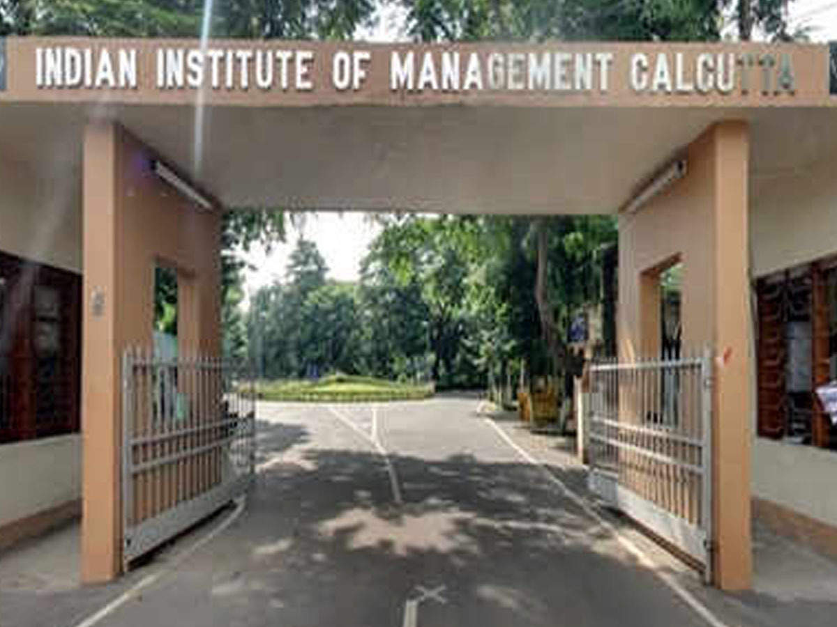 IIM Calcutta launched an online course on Business Analytics for Strategic and Tactical Level Decision Making